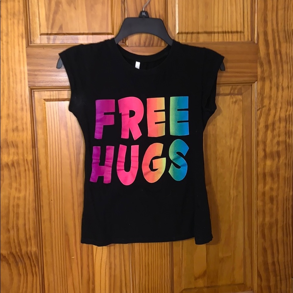 Short sleeve tee